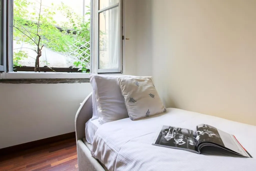 Hacca Collection - Corso Magenta, Unique And Charming 2Br Apartment Mailand