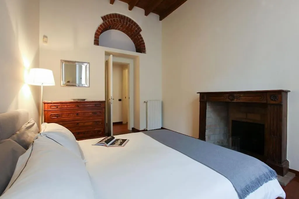 Hacca Collection - Corso Magenta, Unique And Charming 2Br Apartment Mailand