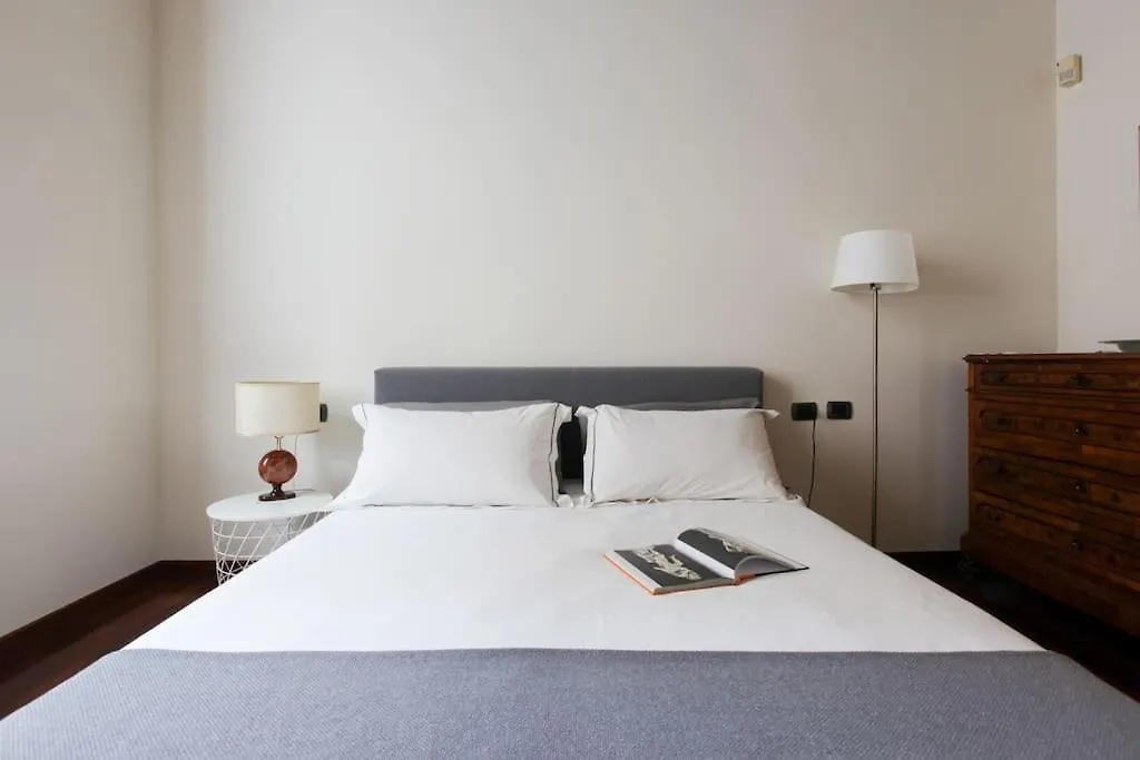 Hacca Collection - Corso Magenta, Unique And Charming 2Br Apartment Mailand